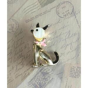 Vintage Gold Cat Brooch with Mother of Pearl Face | Enamel Accent Pin